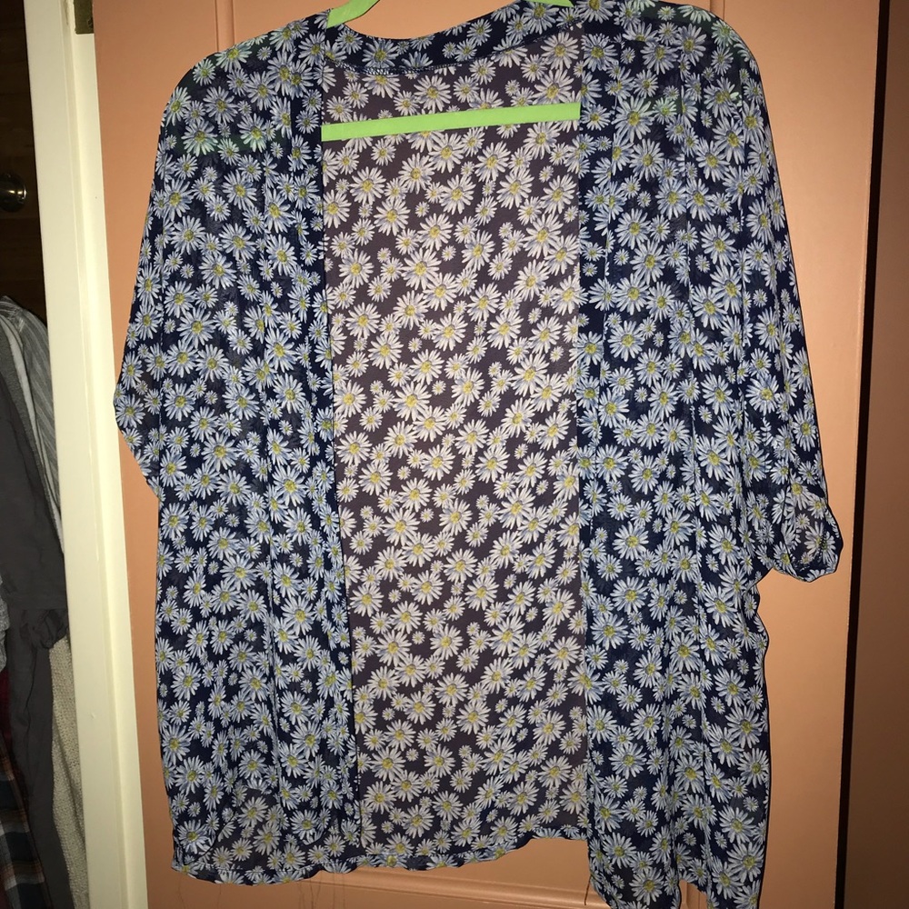 Floral kimono top